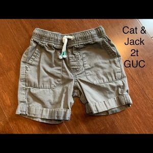 Cat and jack 2t short
